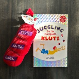 Klutz Juggling Book/Bean Bag Set
